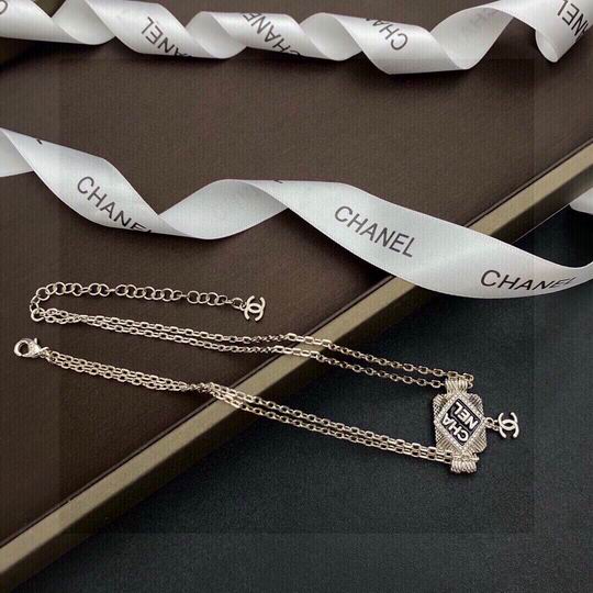Chanel necklace 11lyh308